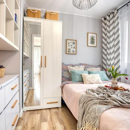 Dwupokojowy Fordon W Okolicy Onkologii Apartamento *